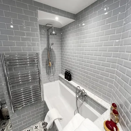 Appartement Lumineux Avec Jacuzzi à 60 M²